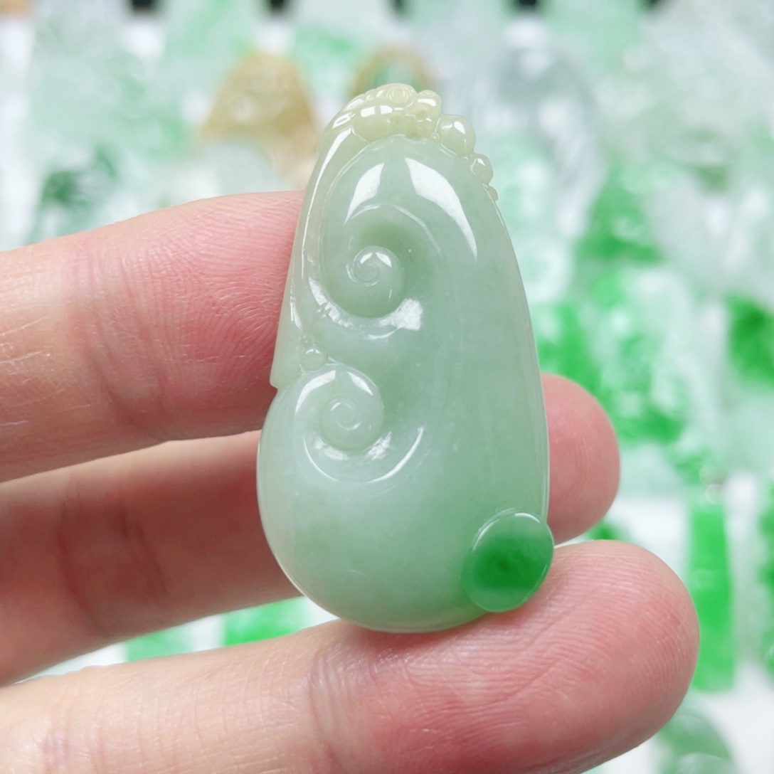 翡翠未镶嵌吊坠(不含链)