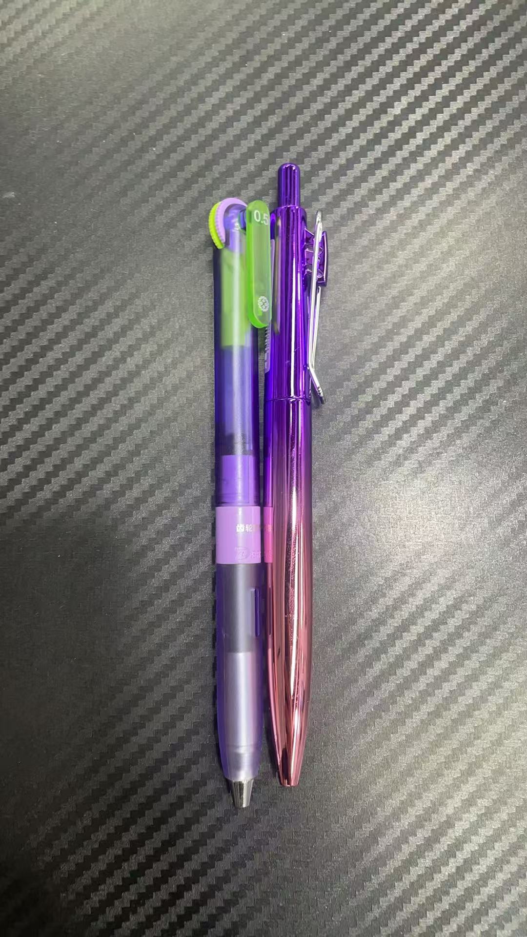 发德尔施齿轮时代紫杆➕极光之夜紫杆，到手2支黑墨