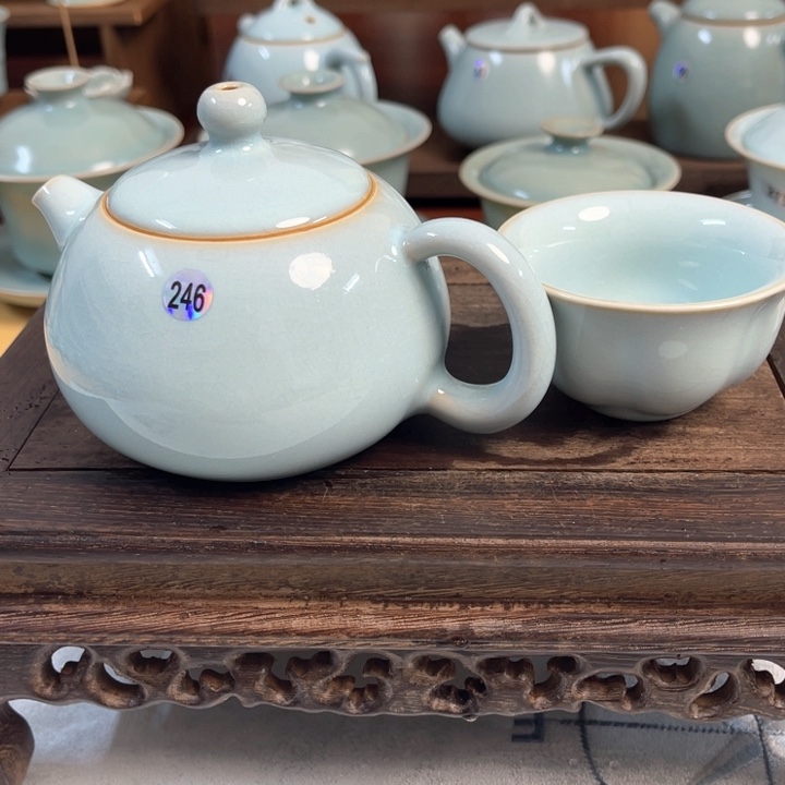 *****汝州原矿原釉微瑕壶246送杯子一个