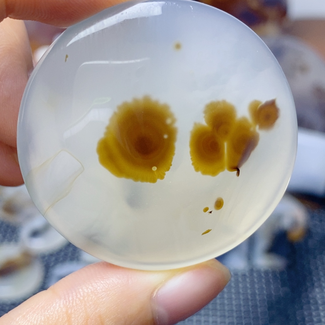 玛瑙/玉髓未镶嵌珠宝奇石