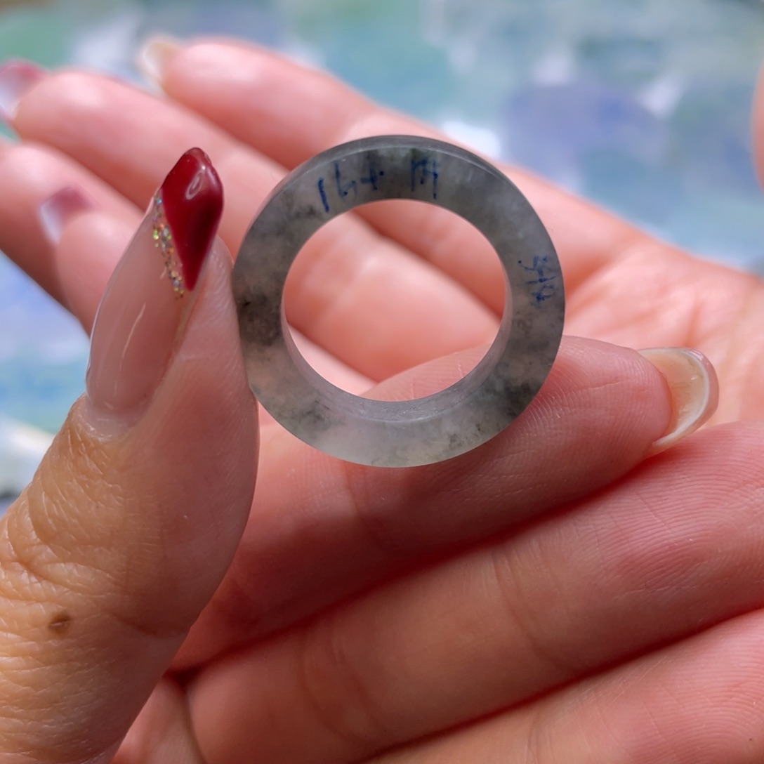 定制翡翠未镶嵌戒圈