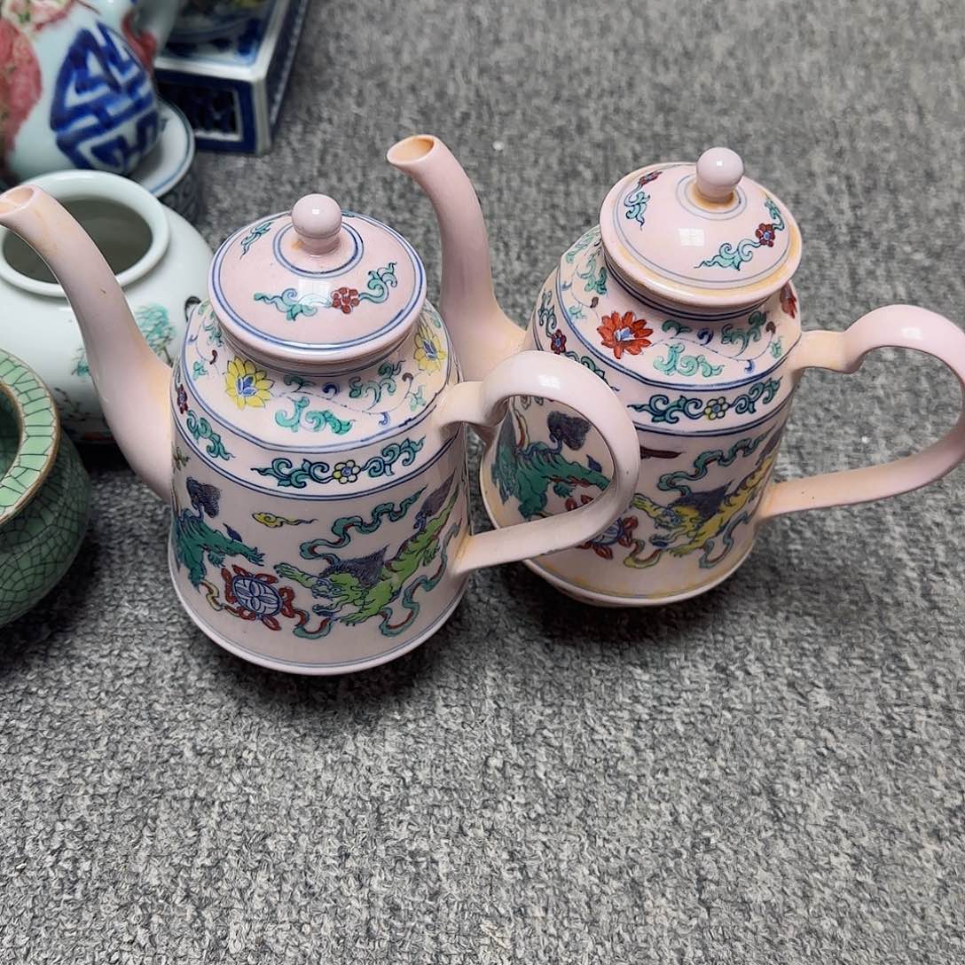 摆件L**D瓷器的工艺技术水平