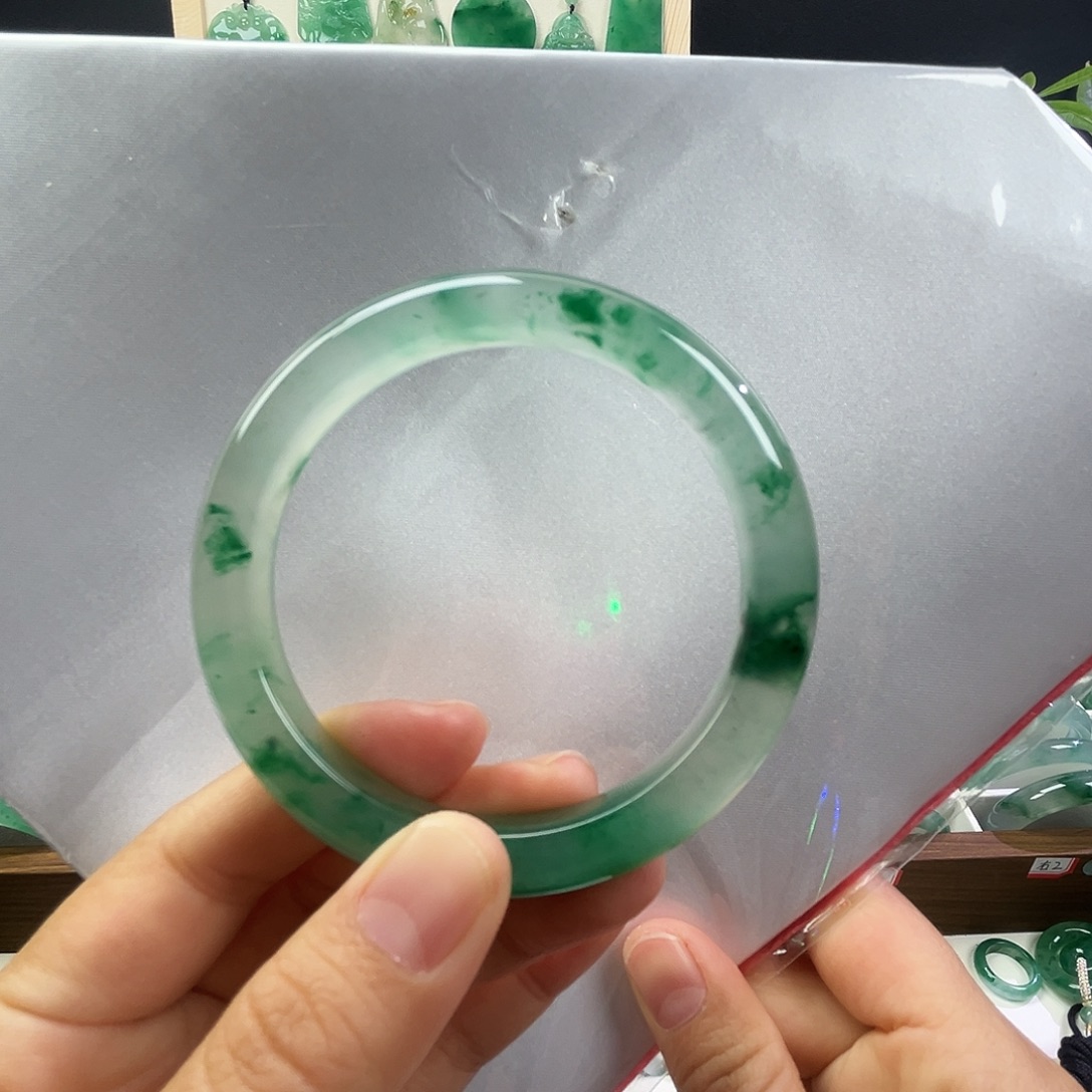 石英质玉未镶嵌手镯55.1