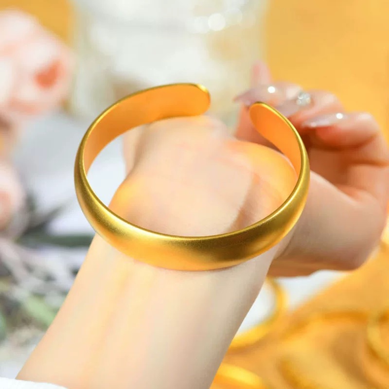 【万佳集团】 泥鳅背手镯+缘定三生手链+四叶草戒指饰品