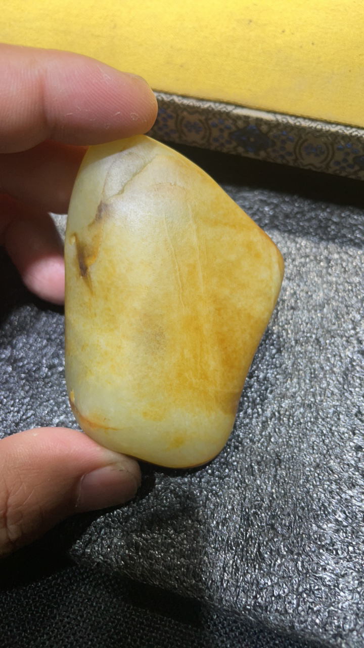 原石可用于收藏与雕刻