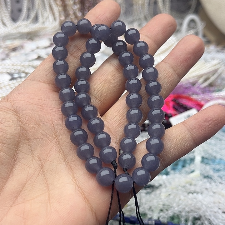 玛瑙/玉髓未镶嵌珠宝半成品一条8mm左右烟紫色和田玉