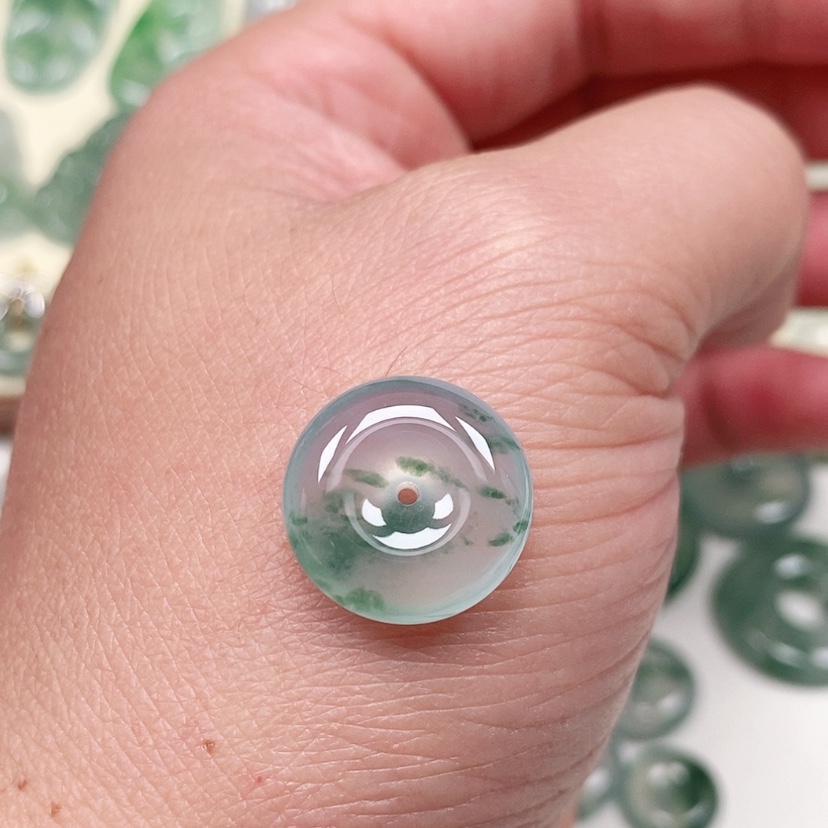 【闪购商品】颈饰未镶嵌翡翠