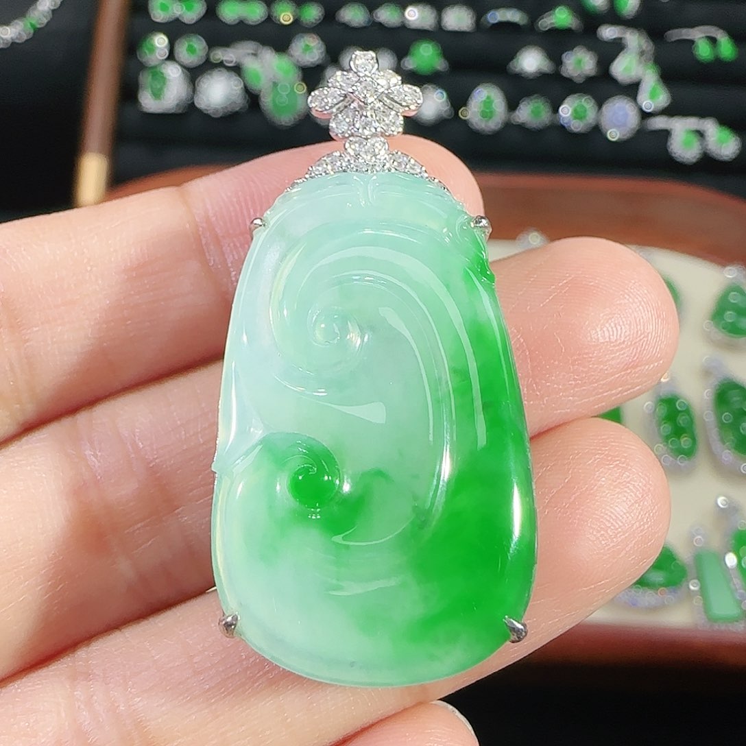 翡翠18K金镶嵌吊坠(不含链)