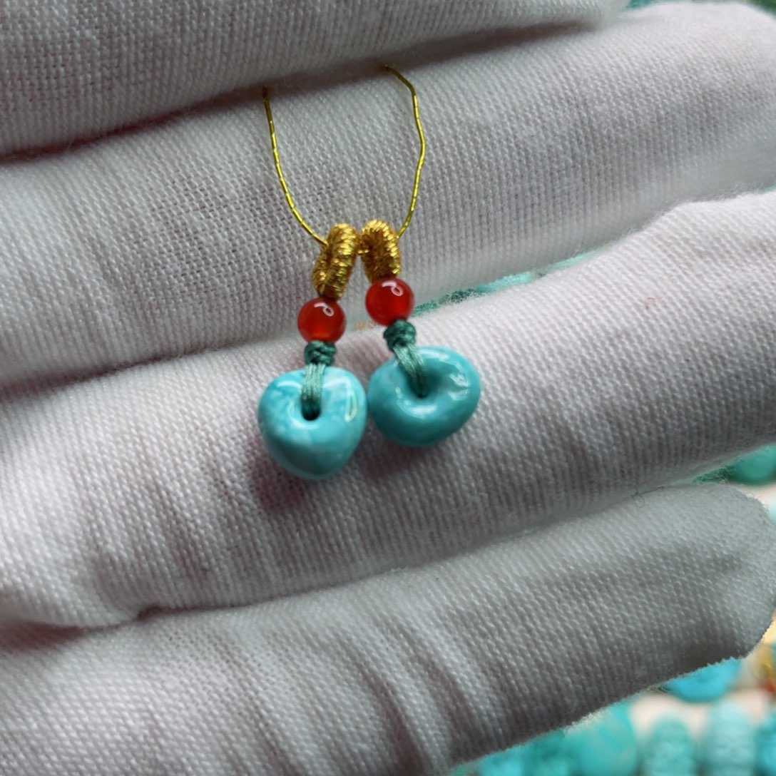 南红玛瑙颈饰未镶嵌