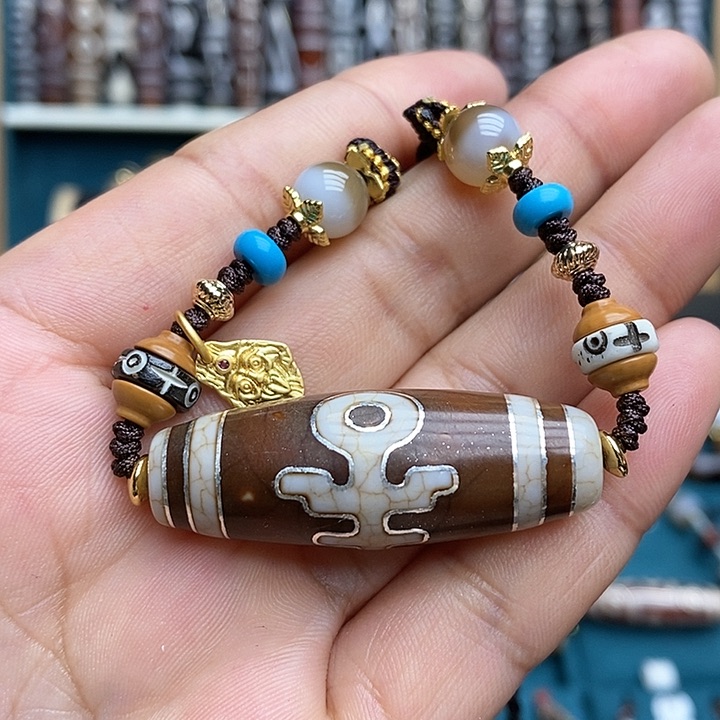 玛瑙/玉髓颈饰合金