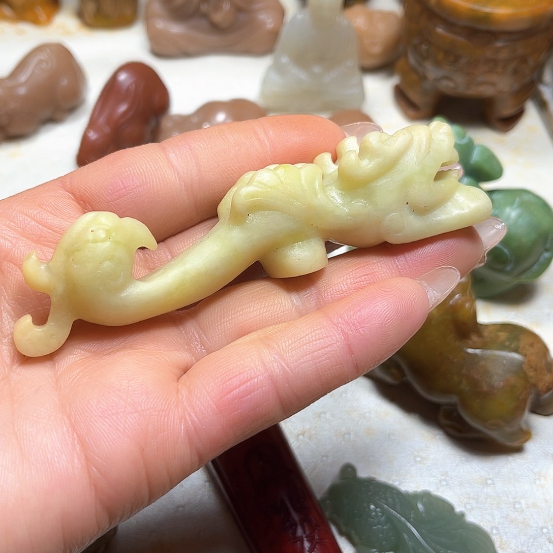 白玉菩提吊坠白玉菩提吊坠