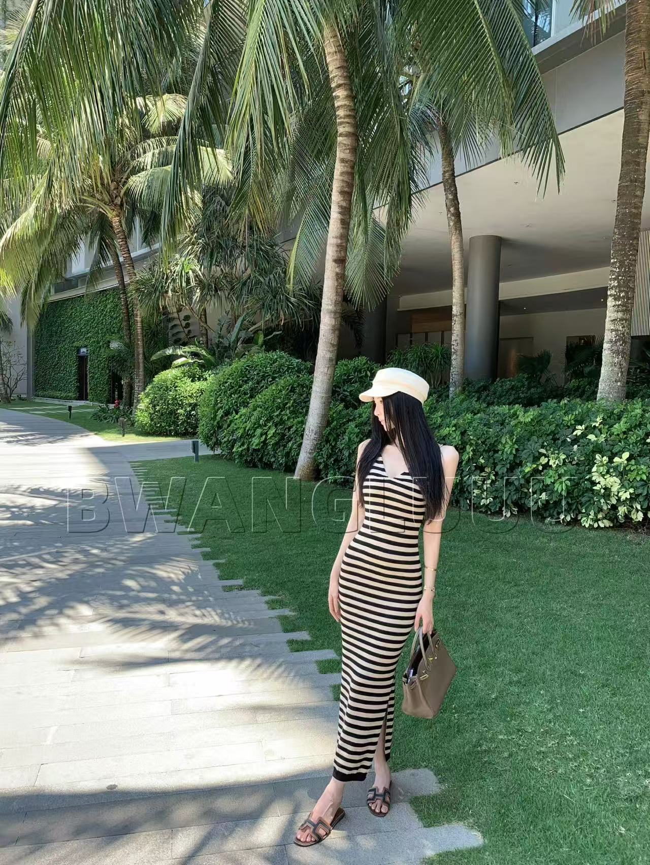 【徐徐啊】清晨画廊-性感条纹连衣裙修身显瘦开叉针织裙