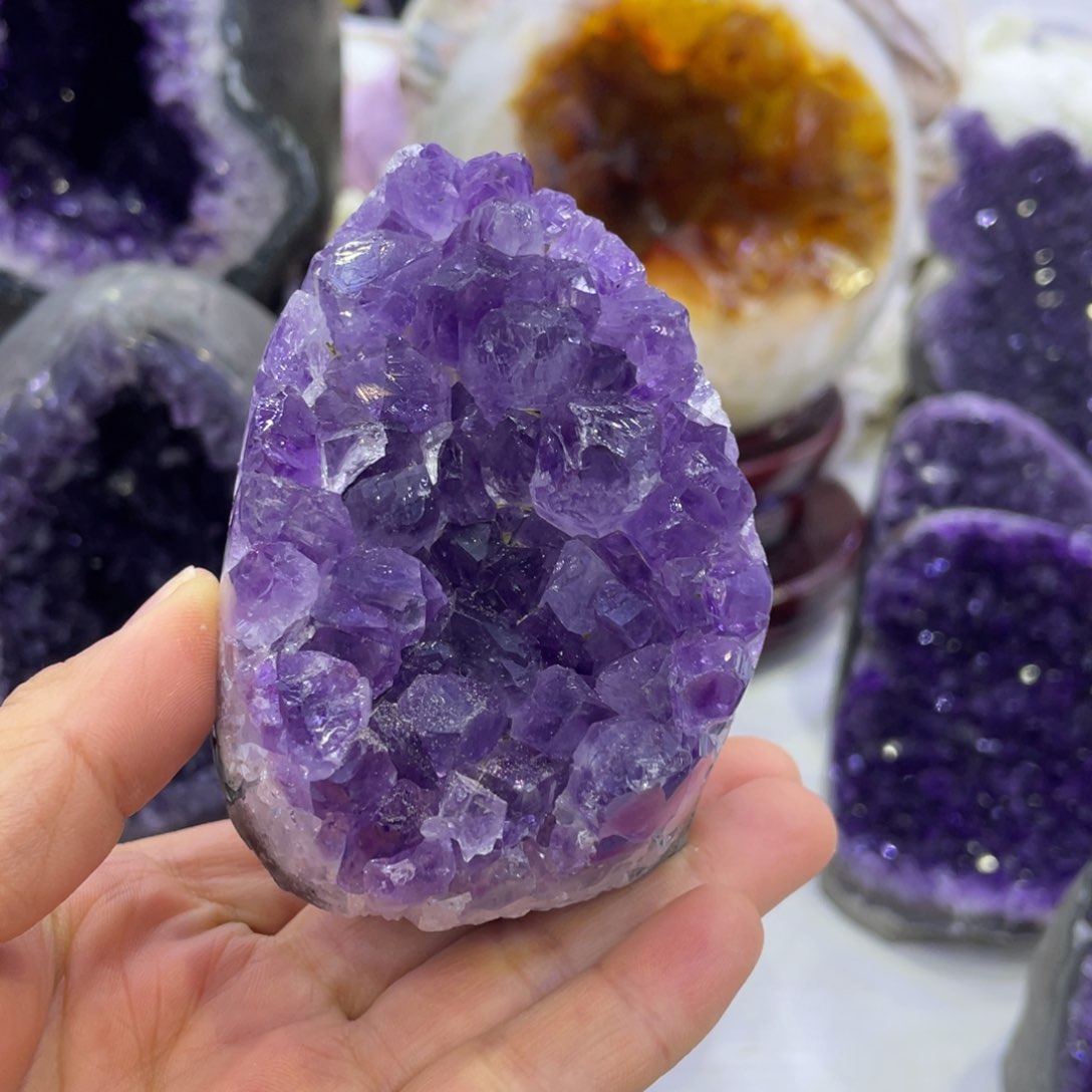 水晶大型摆件（非配饰）未镶嵌