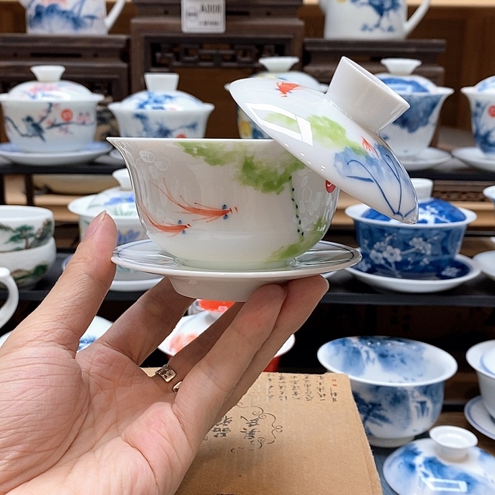手绘五彩荷花悬停盖碗150cc釉下彩微瑕福利款