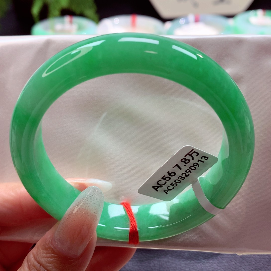 未镶嵌手镯翡翠56圈满绿 无包容超值（11号）