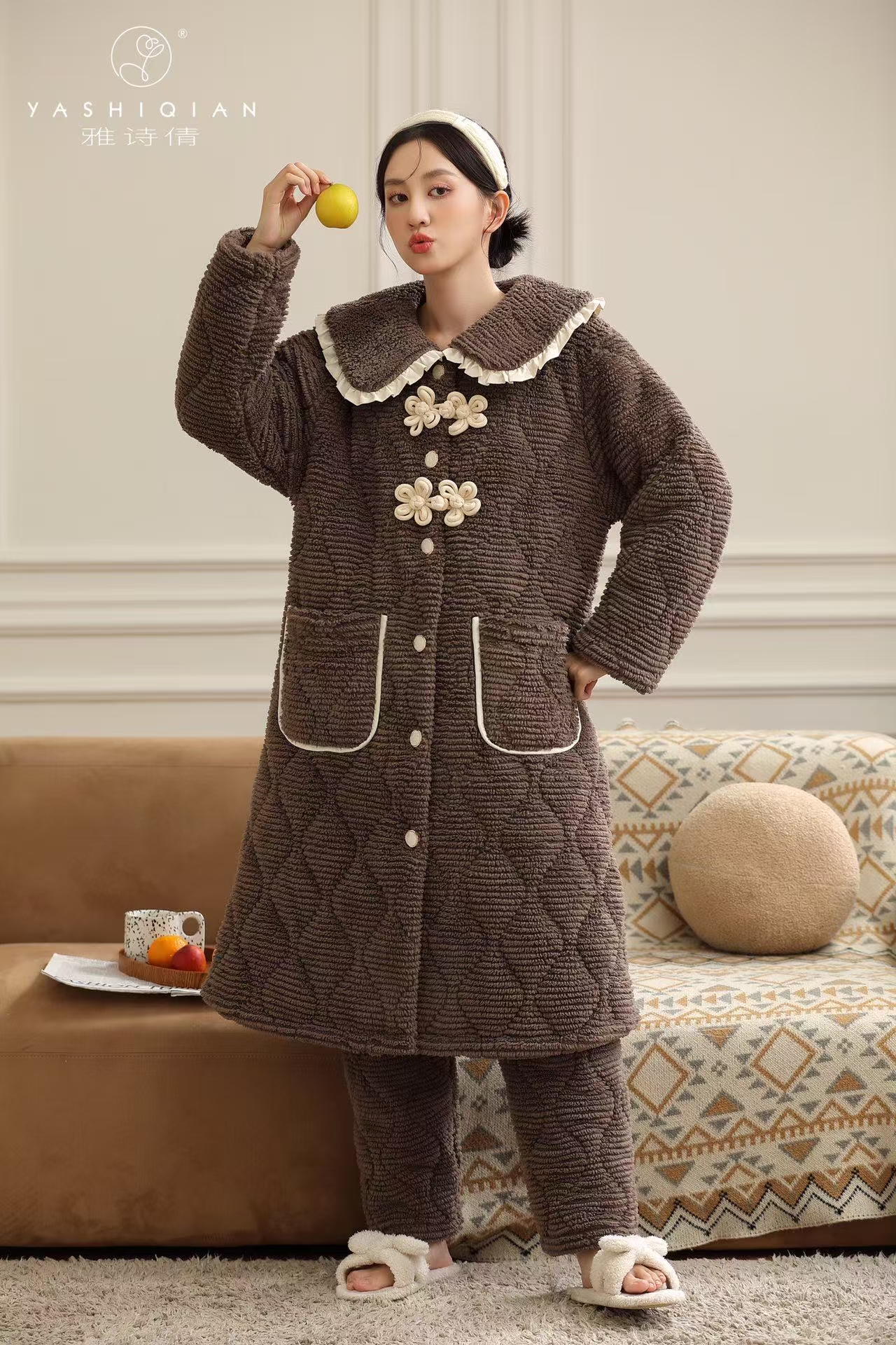 女家居服套装三层夹棉珊瑚绒睡衣甜美冬款家居服女士
