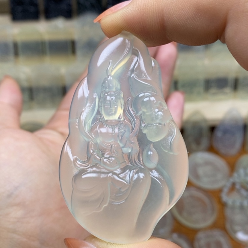 【闪购商品】蛇纹石玉颈饰未镶嵌