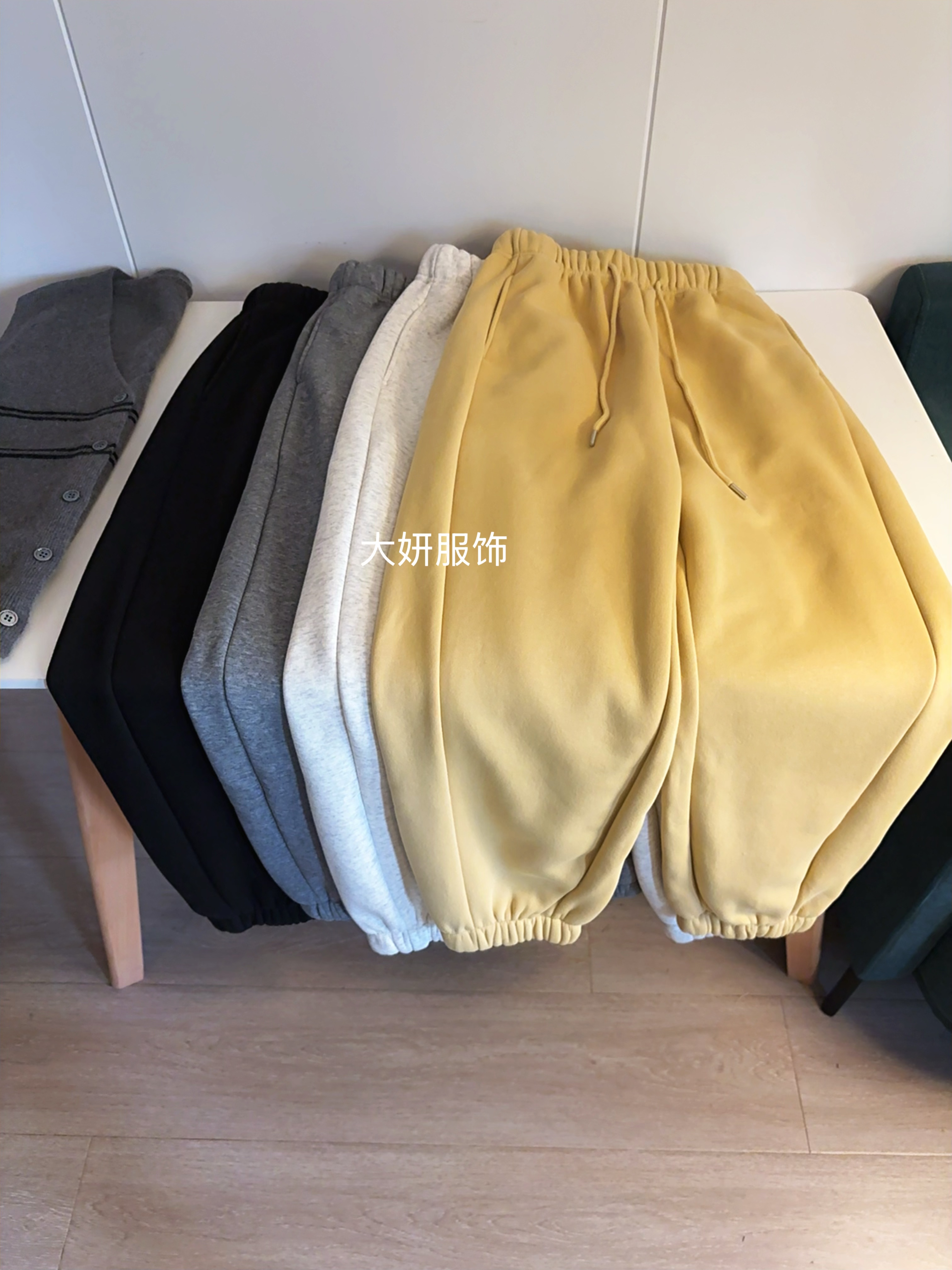 奶黄包收口。加绒收口裤！加厚显瘦外穿休闲裤简约秋冬