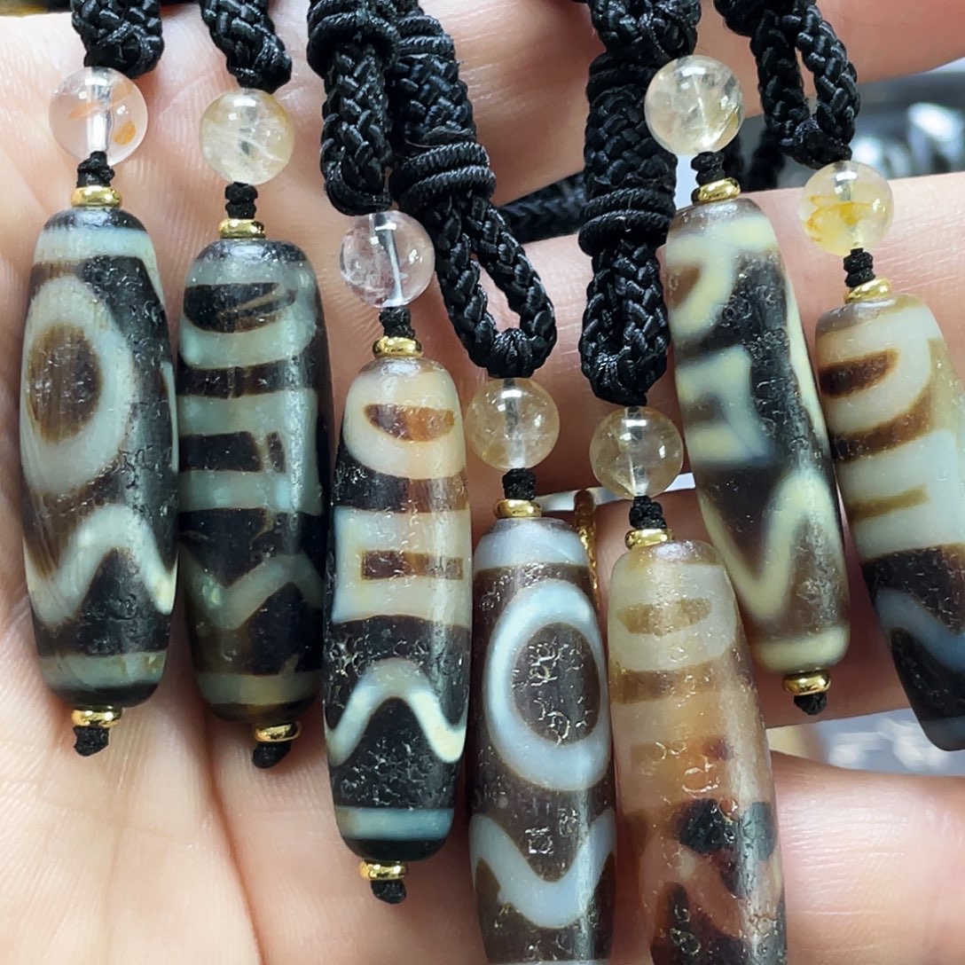 玛瑙/玉髓未镶嵌多样性发一条