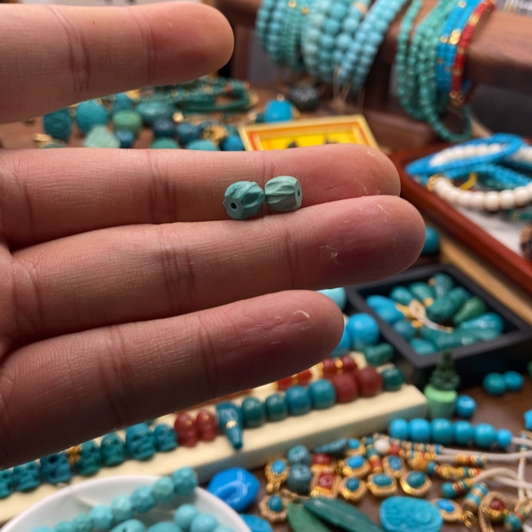 绿松石珠宝奇石未镶嵌张*