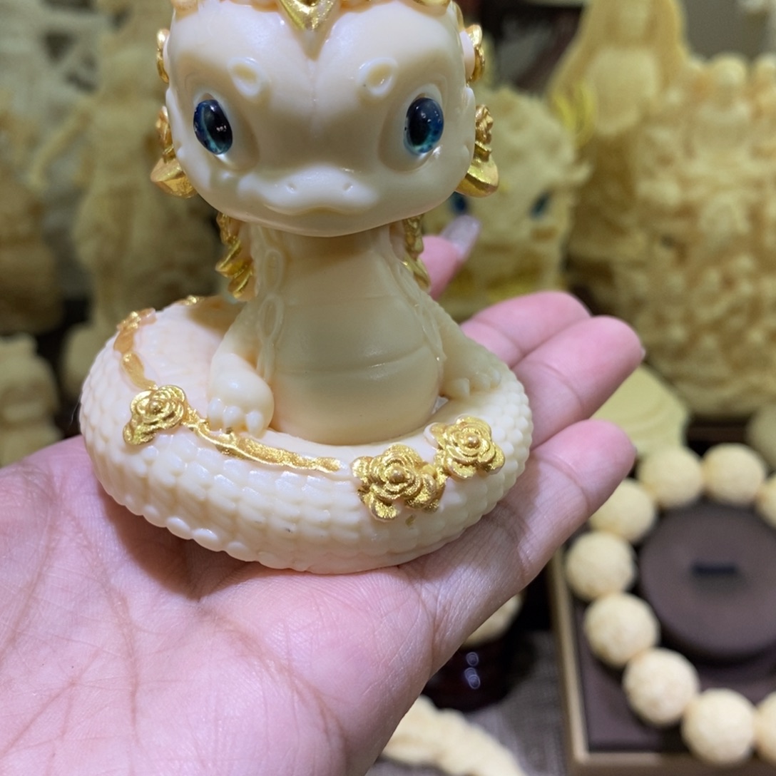 菩提根/象牙果把件象牙果描金灵蛇