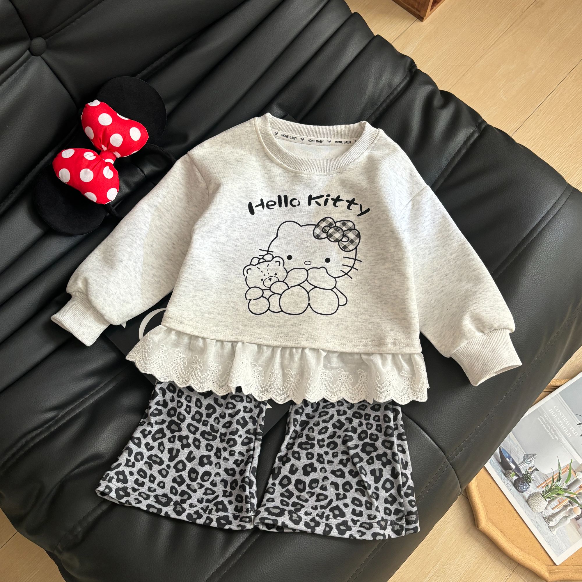 2025新款女童春秋可爱甜美时尚韩版洋气花边儿童猫咪图案卫衣套装