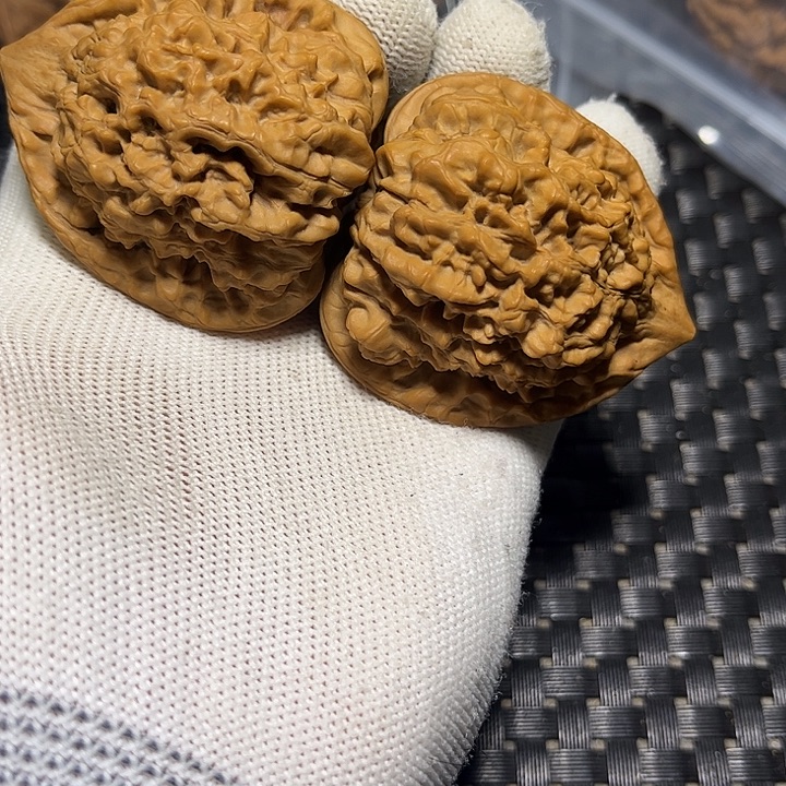 文玩核桃吊坠官帽