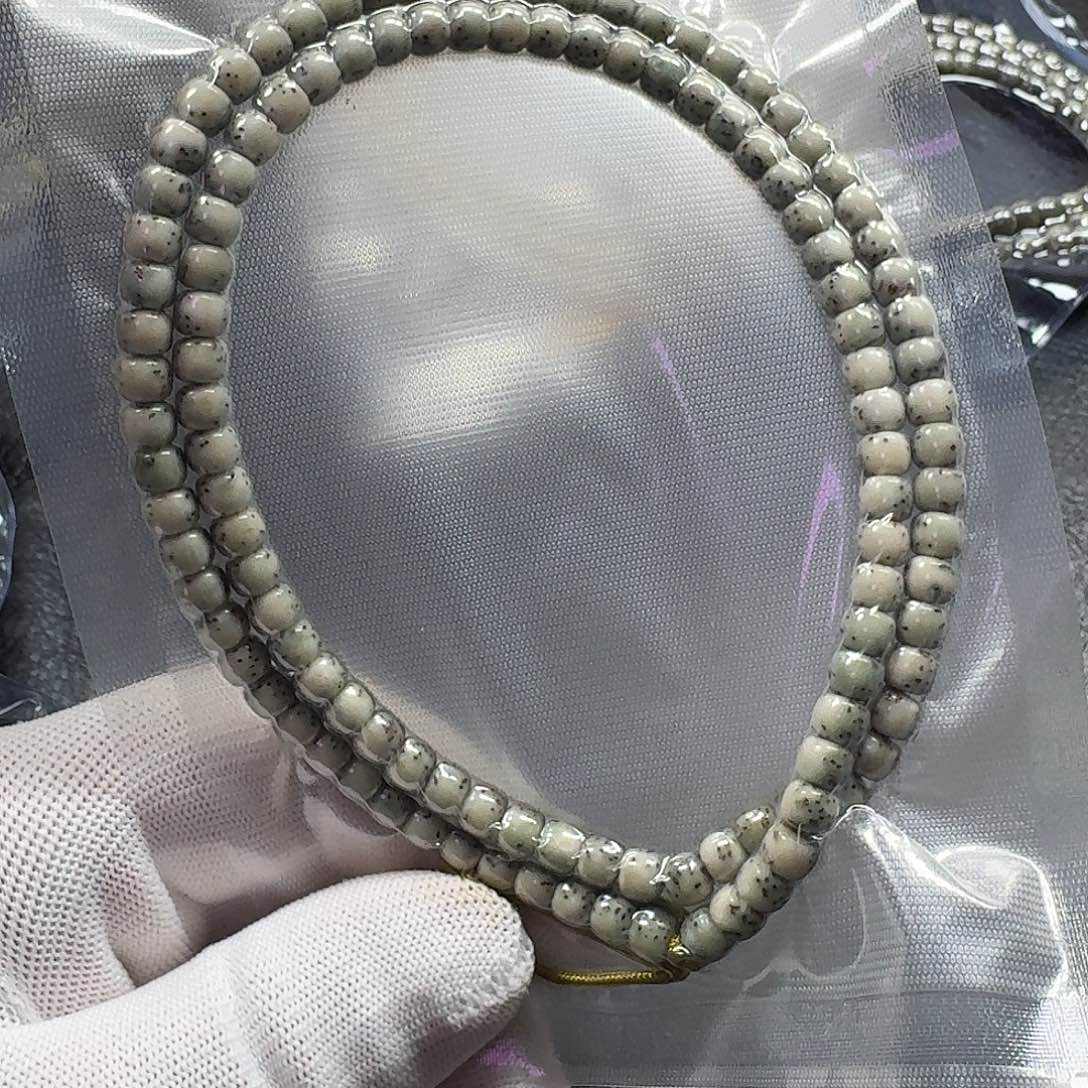 星月菩提手串程****T星月菩提6*5石玉料大留白