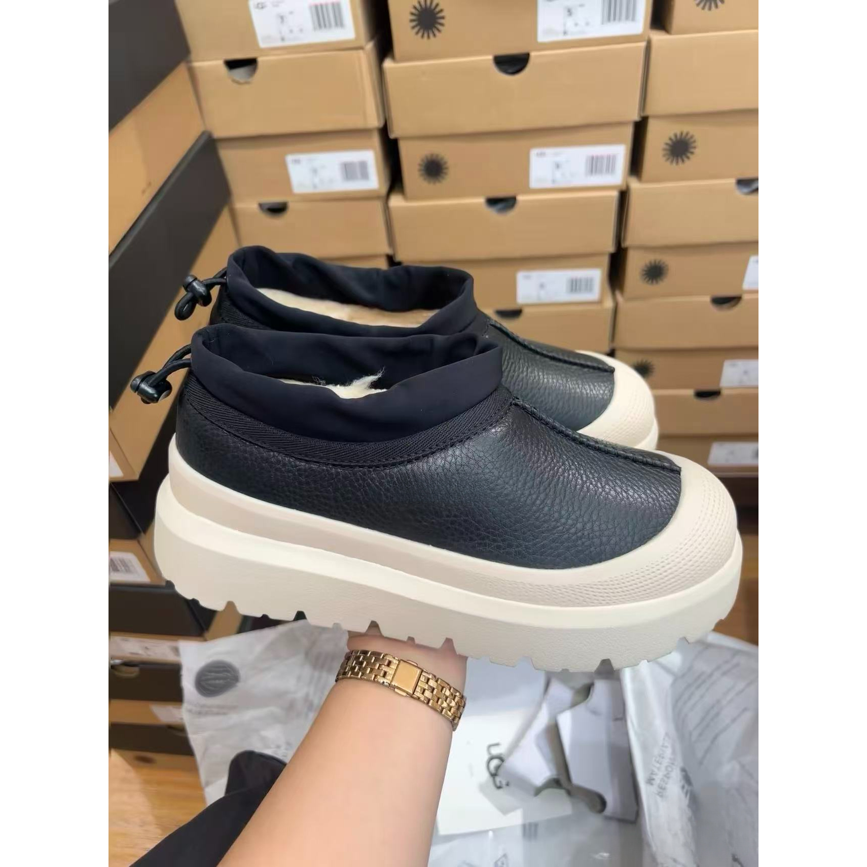 【塔斯曼全新未拆封】桑坡雪地靴王一博同款黑武士皮面黑白男女同款