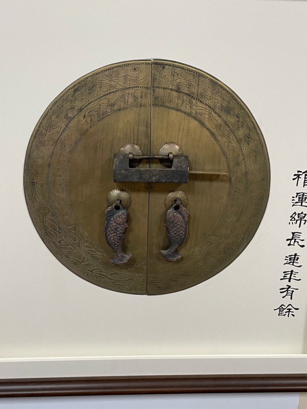 精致雕工品相完美的老物件铜攀