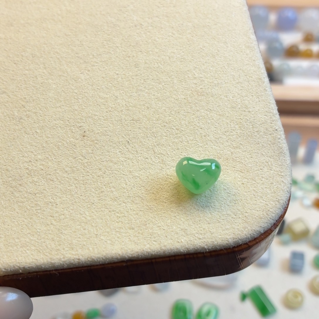 翡翠散珠甜绿小爱心