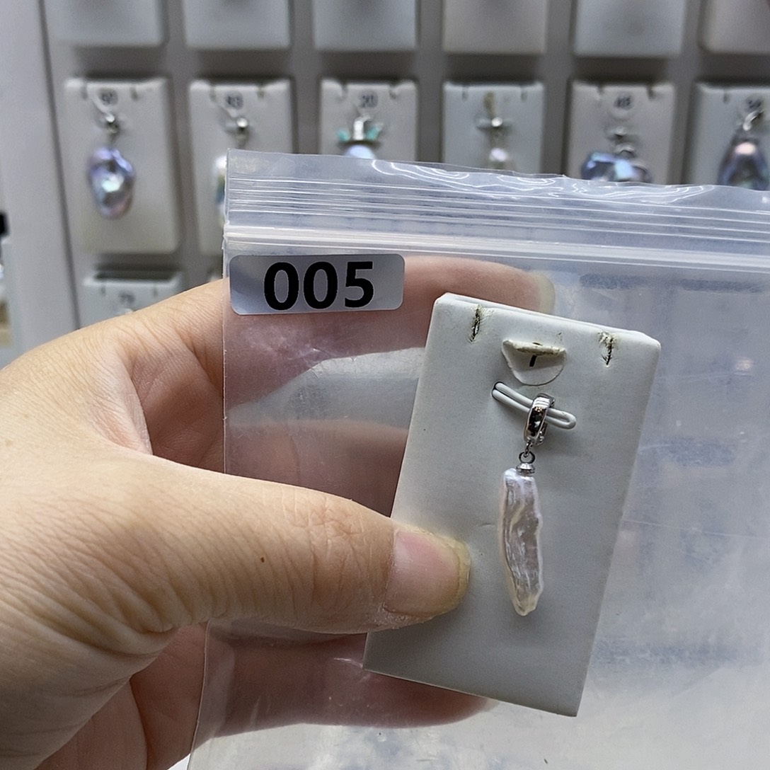 颈饰合金淡水珍珠