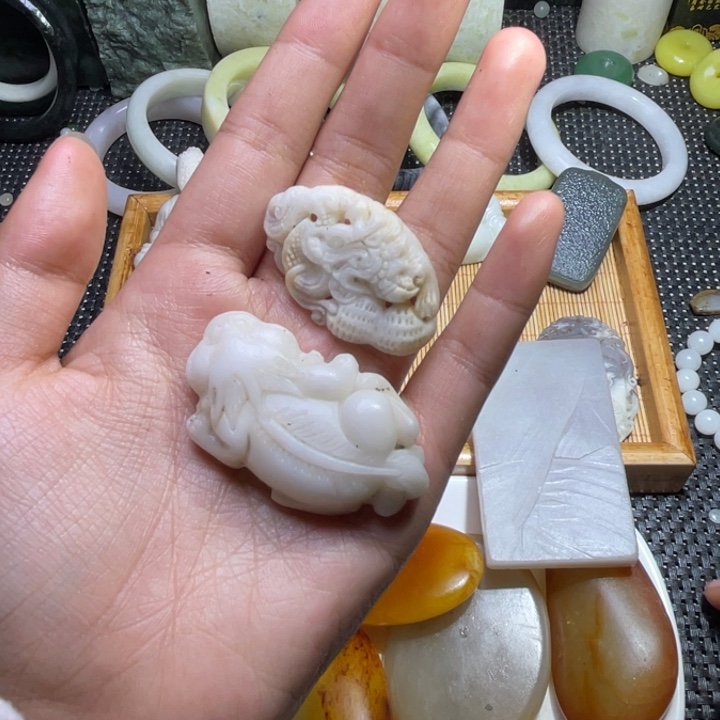 未镶嵌和田玉珠宝半成品已***年