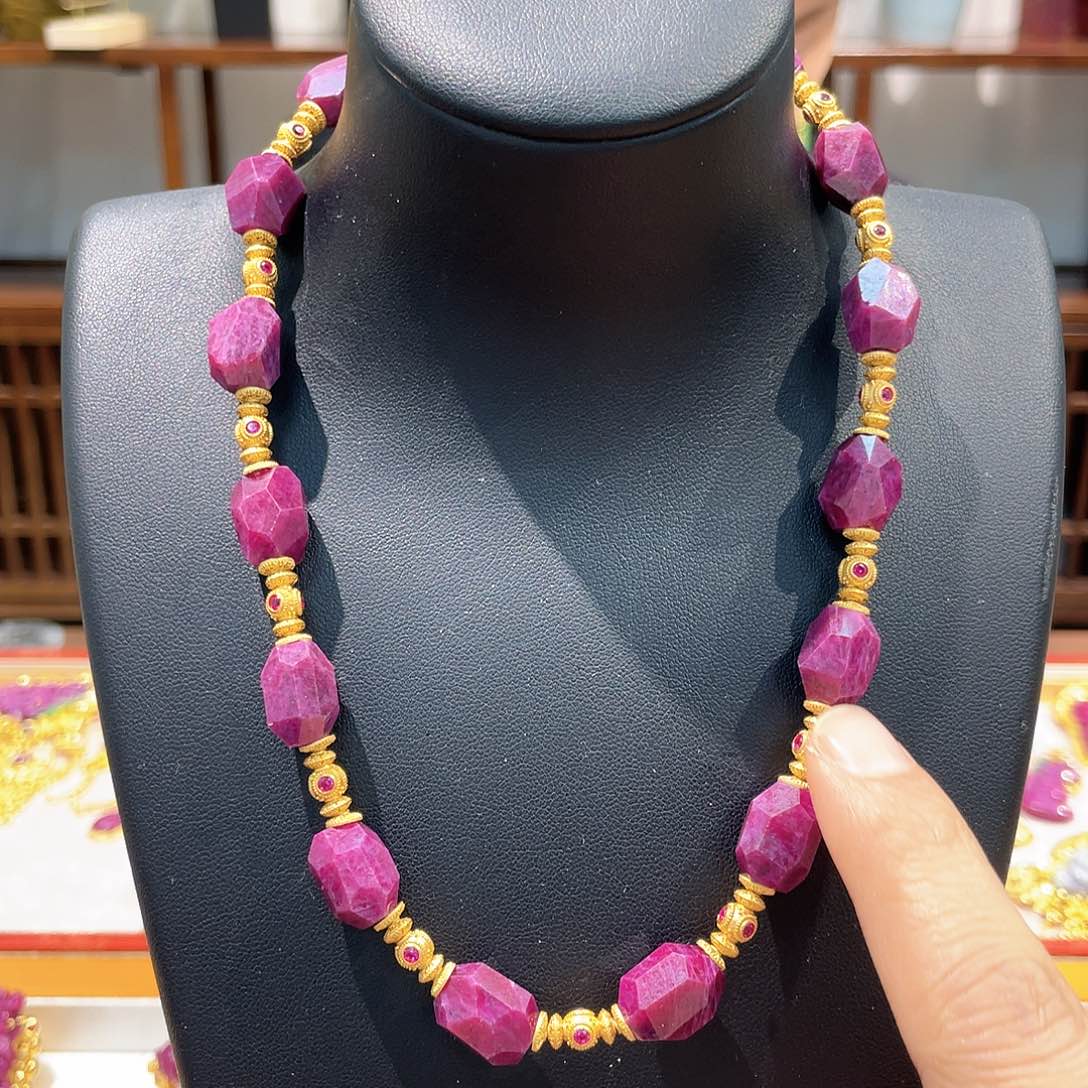 锦纶非金属吊坠项链红宝