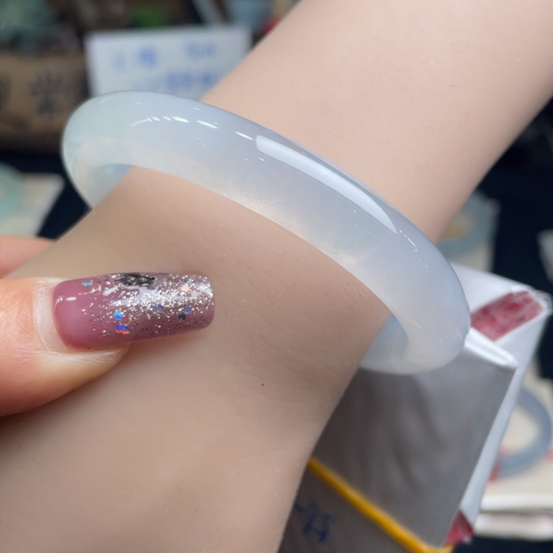 翡翠未镶嵌手镯56-57炸光贵妃