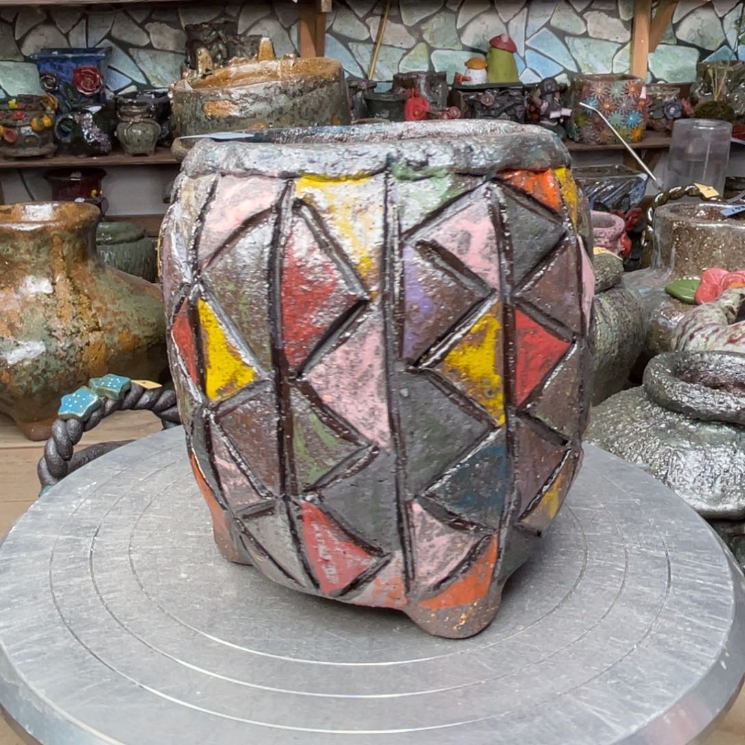 红陶粗砂陶瓷花盆