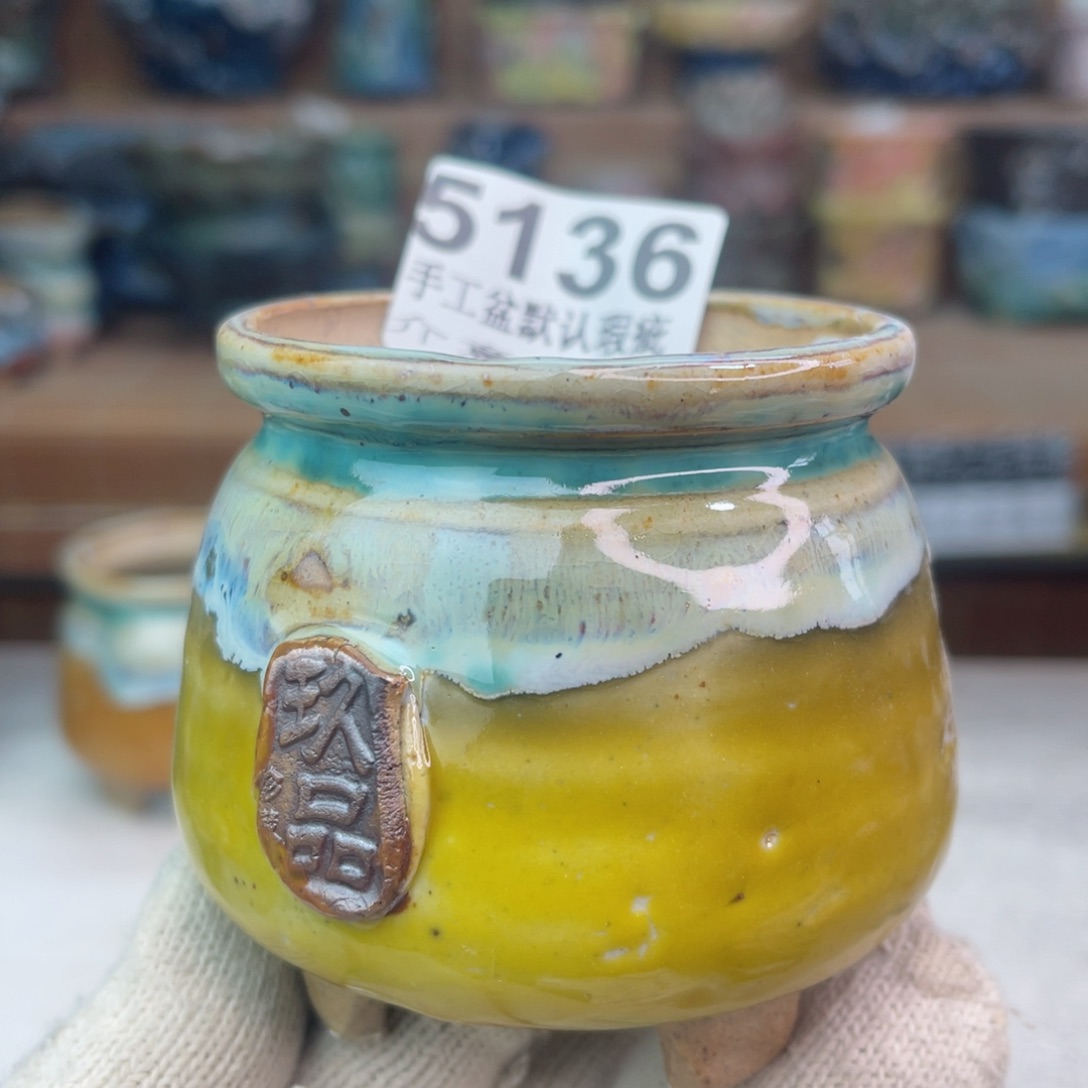 景德镇陶瓷艺术罐，全手工制作瑕疵特价