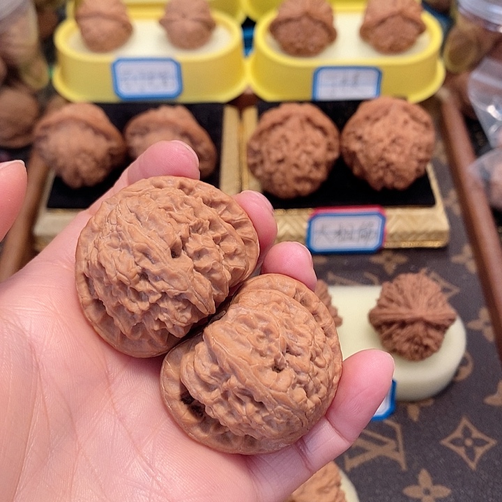 核桃手串/手链行*40尺寸白狮子