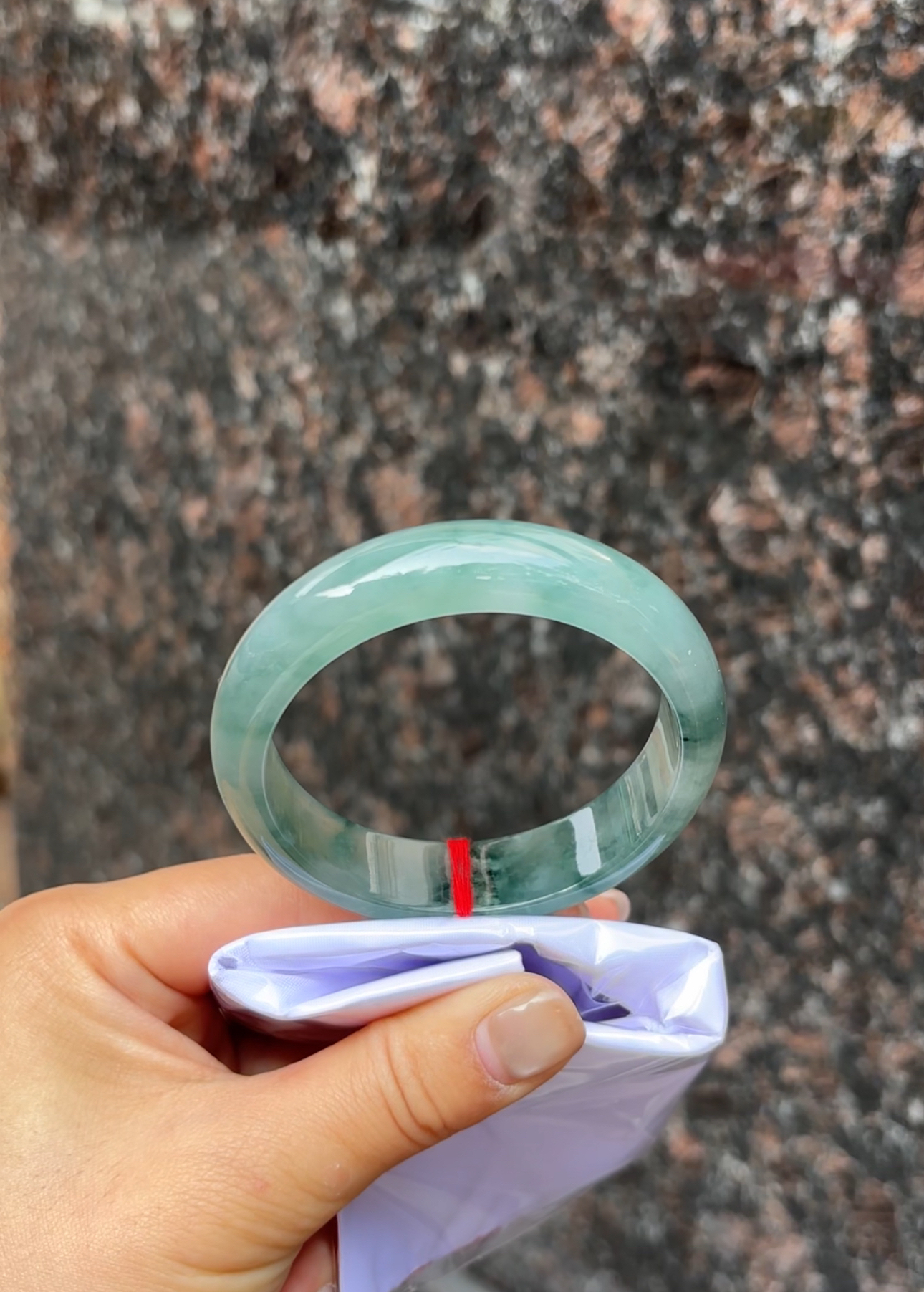 ZZ（上新）强推冰飘花轮胎五十五点八圈翡翠a货手镯