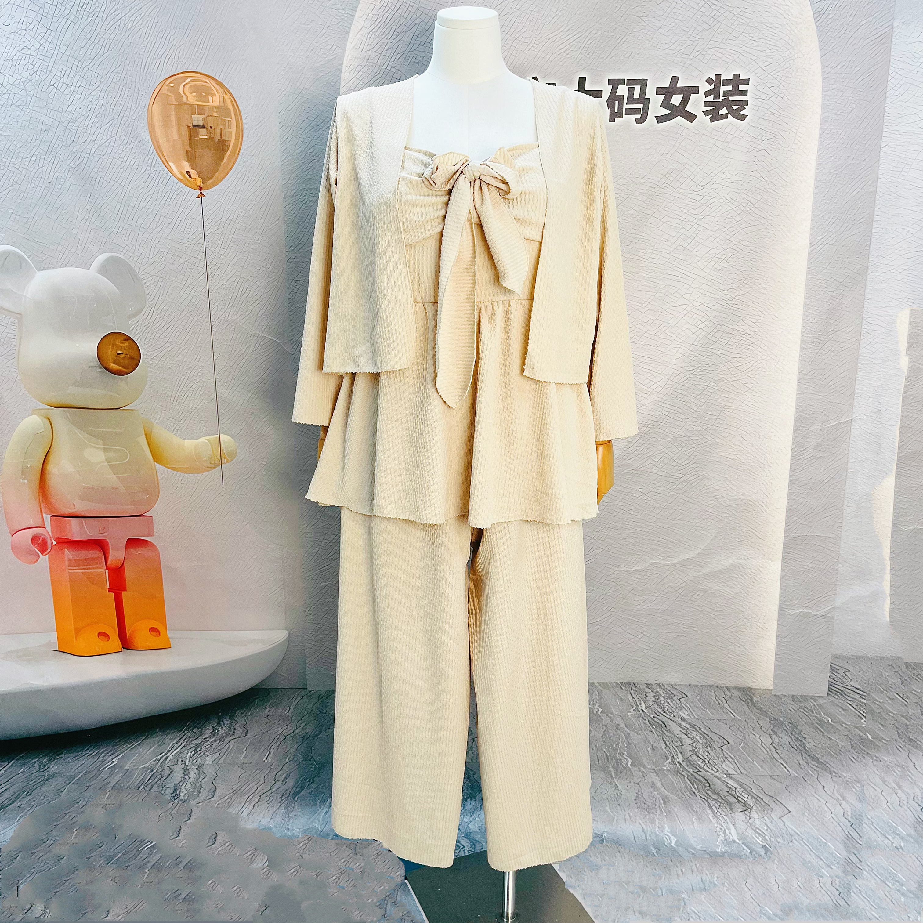 1931姜黄色套装三件套