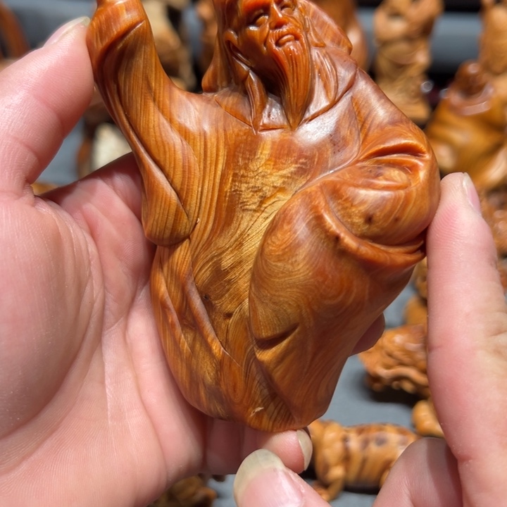 柏木（崖柏）点点关注