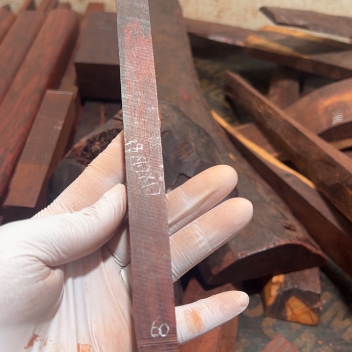 檀香紫檀（小叶紫檀）宇*边角料