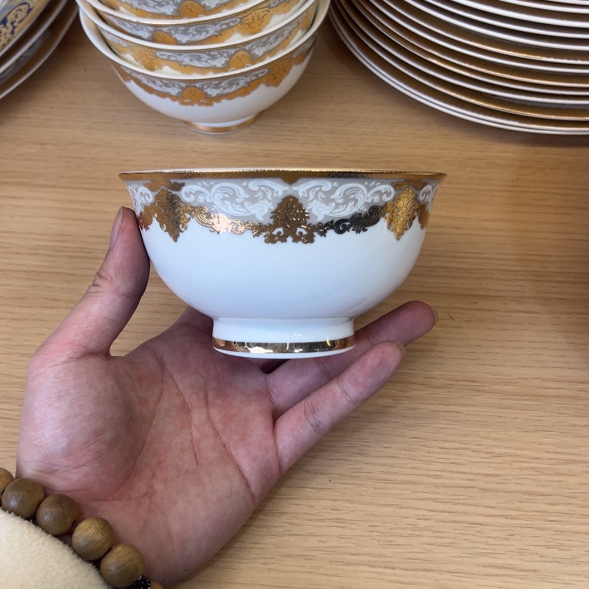 【闪购商品】瓷片5寸高脚碗四个一单福利价