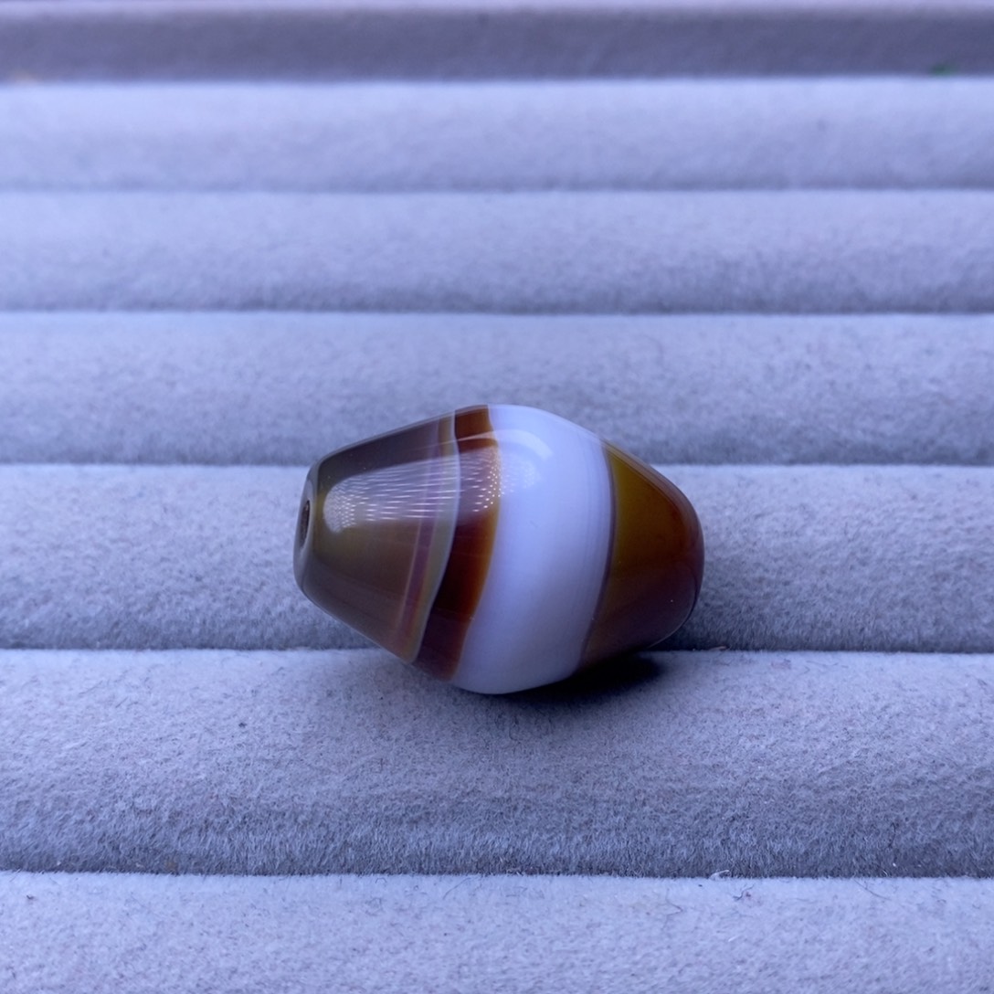 未镶嵌玛瑙/玉髓珠宝奇石