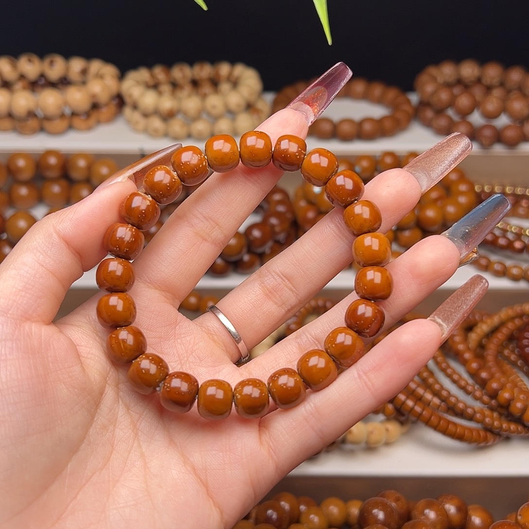 ****…紫金鼠手串10实心瑕疵款