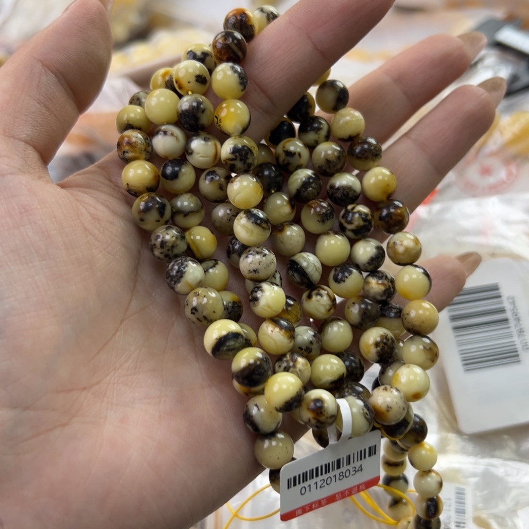 琥珀珠宝奇石未镶嵌