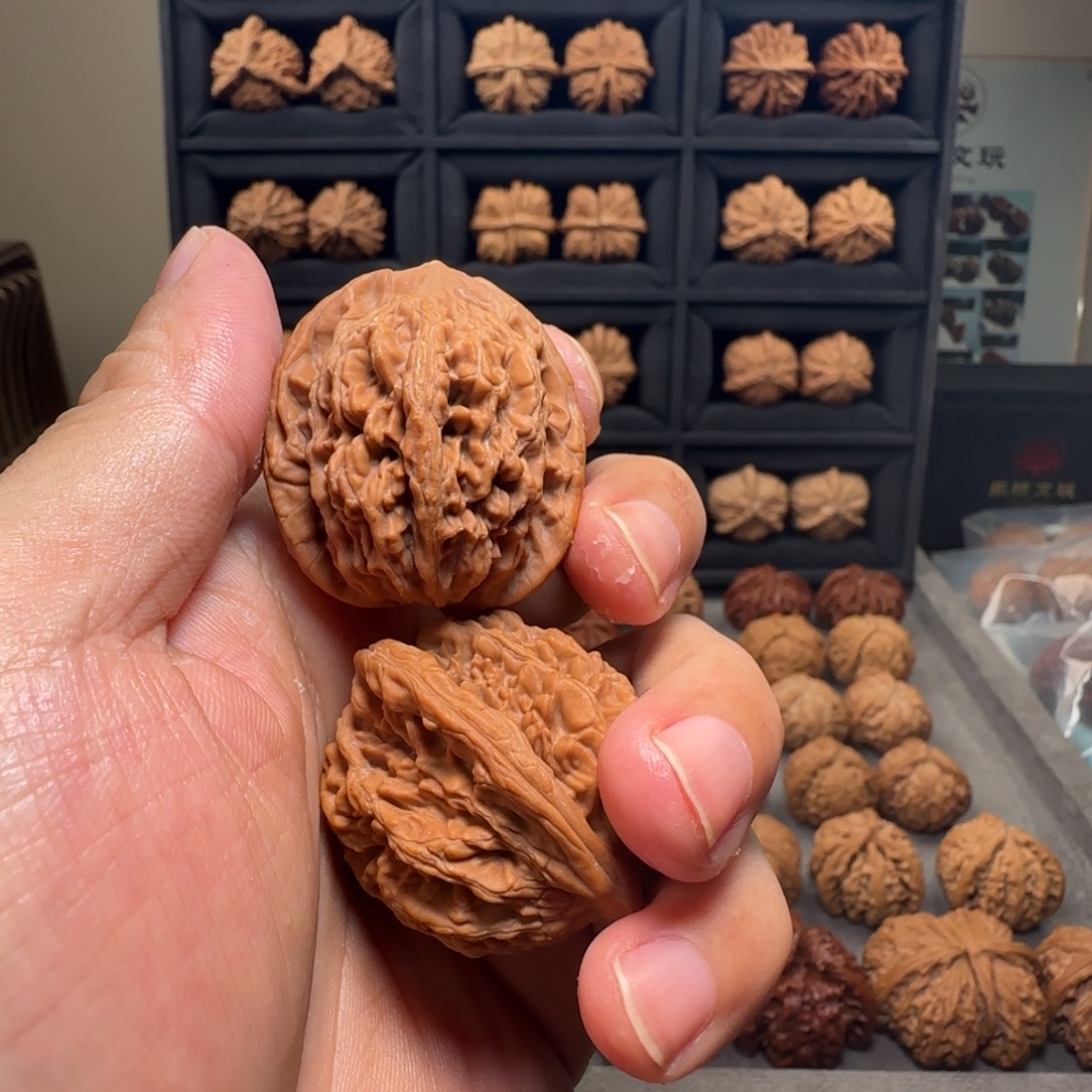 慢***茶文玩核桃吊坠堂上虎头