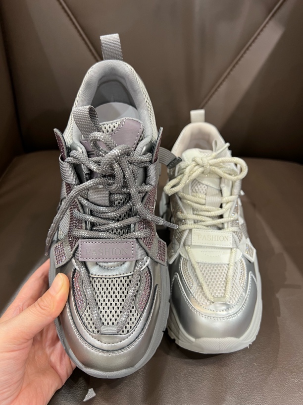 【A扣号孤品】299新老爹鞋[主播喊到名字的下单备注编码][260-360]