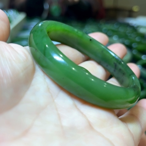 和田玉（碧玉）手镯未镶嵌