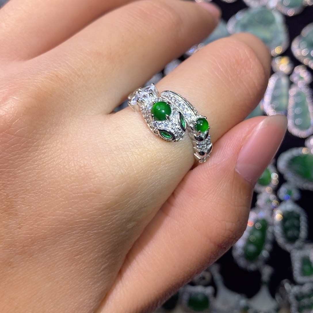 翡翠未镶嵌颈饰天然